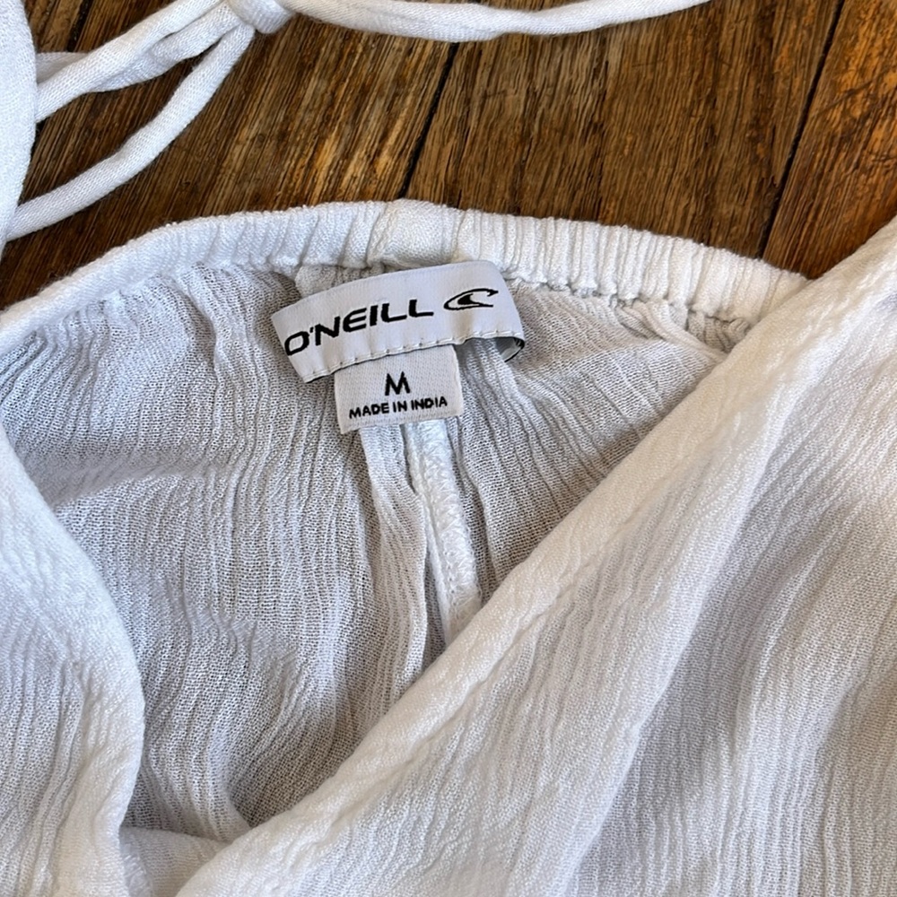 O’Neill swim coverup romper Fiesta white M NWT dainty fairy - Picture 7 of 14
